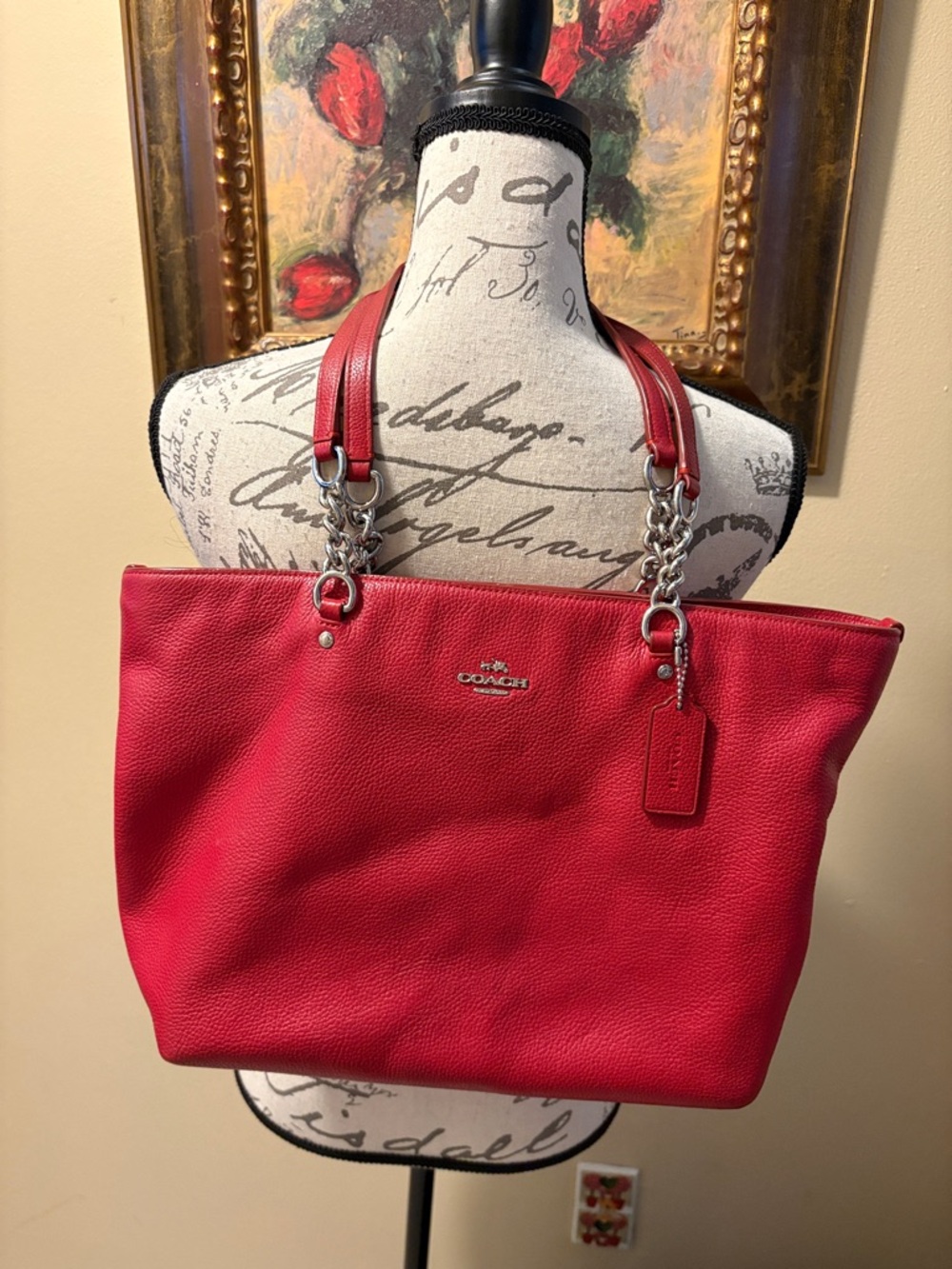 🥰Coach Red Pebbled Leather Chain detail shoulder straps Roomy Tote